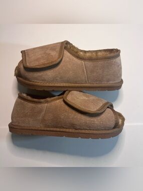 Women's Brown Suede Adjustable Cozy Slippers with Faux Fur Lining